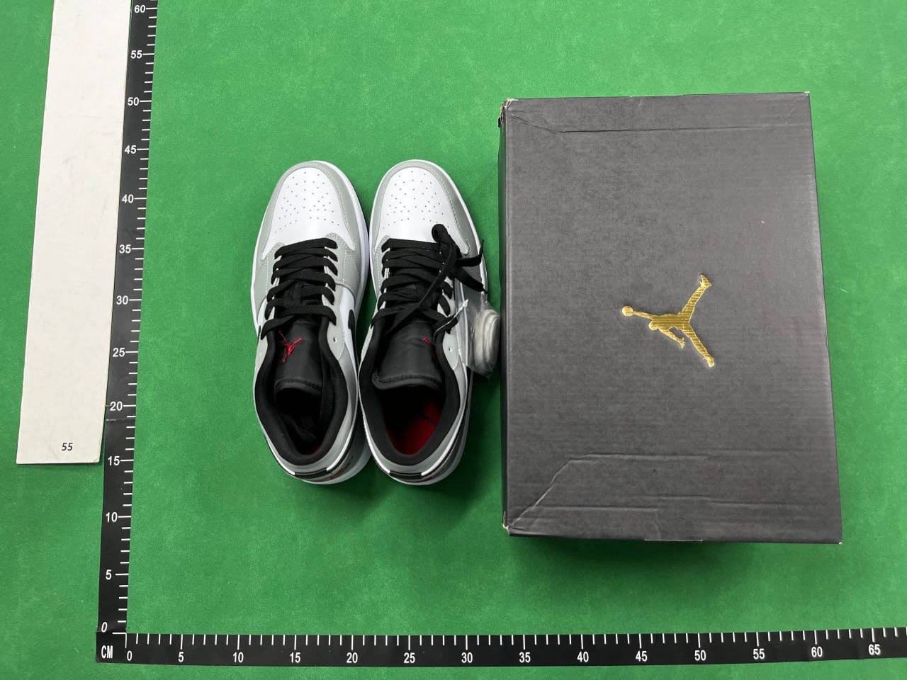  Jordan 1 Low