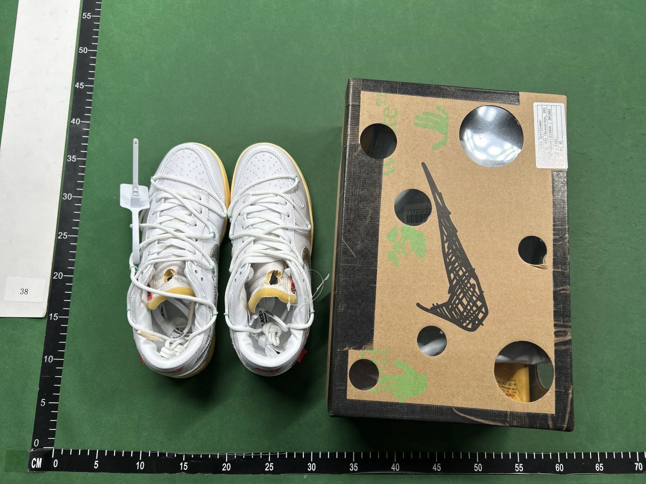  Nike Dunk Low Off-White