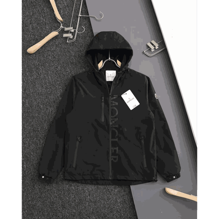 Moncler jacket 40sty