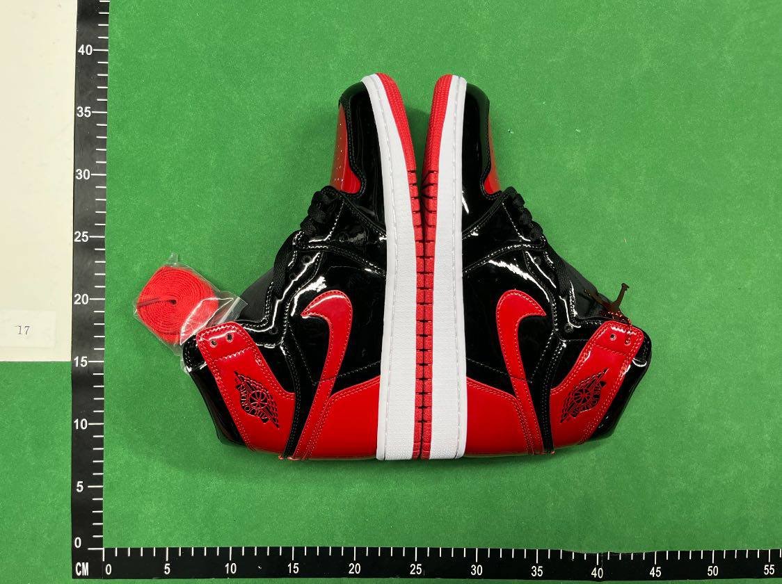 Air Jordan 1 high