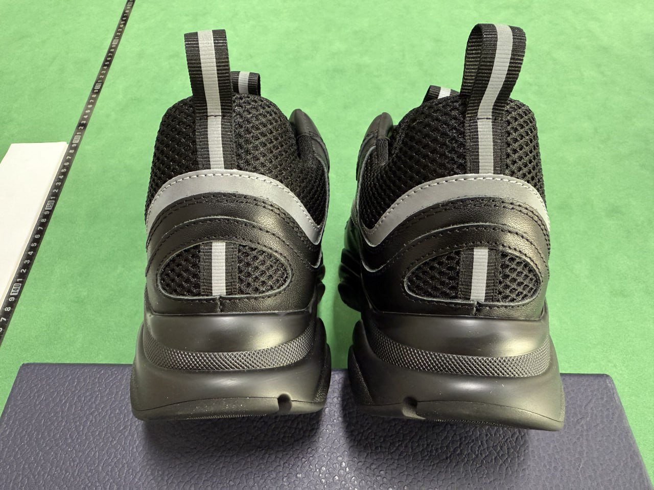 Dior B22 shoes 