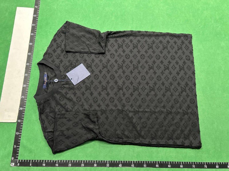 Louis Vuitton Suits