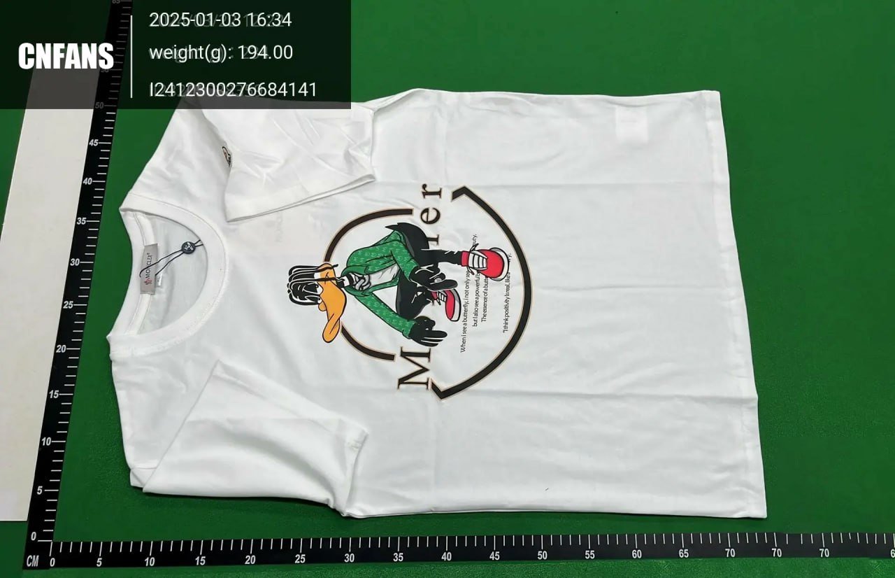 Moncler t-shirt (15+