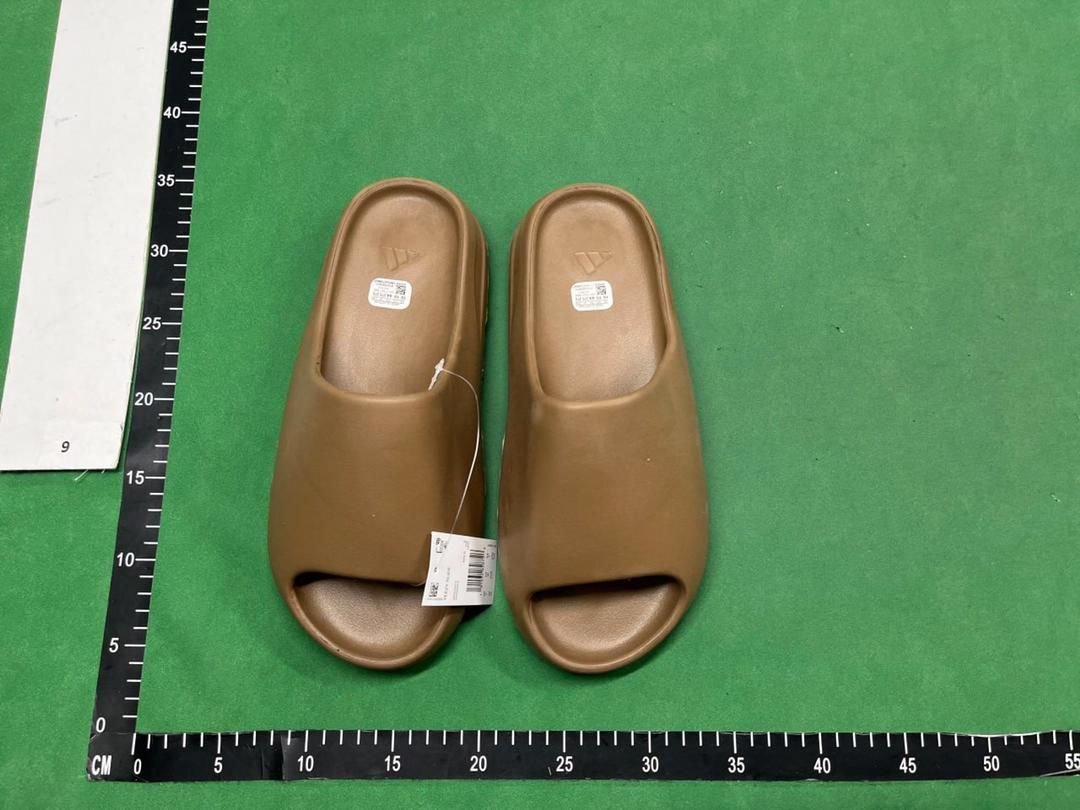 Adidas Yeezy Slides