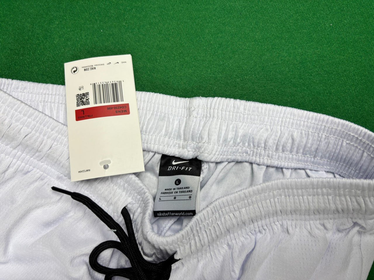  Nike shorts