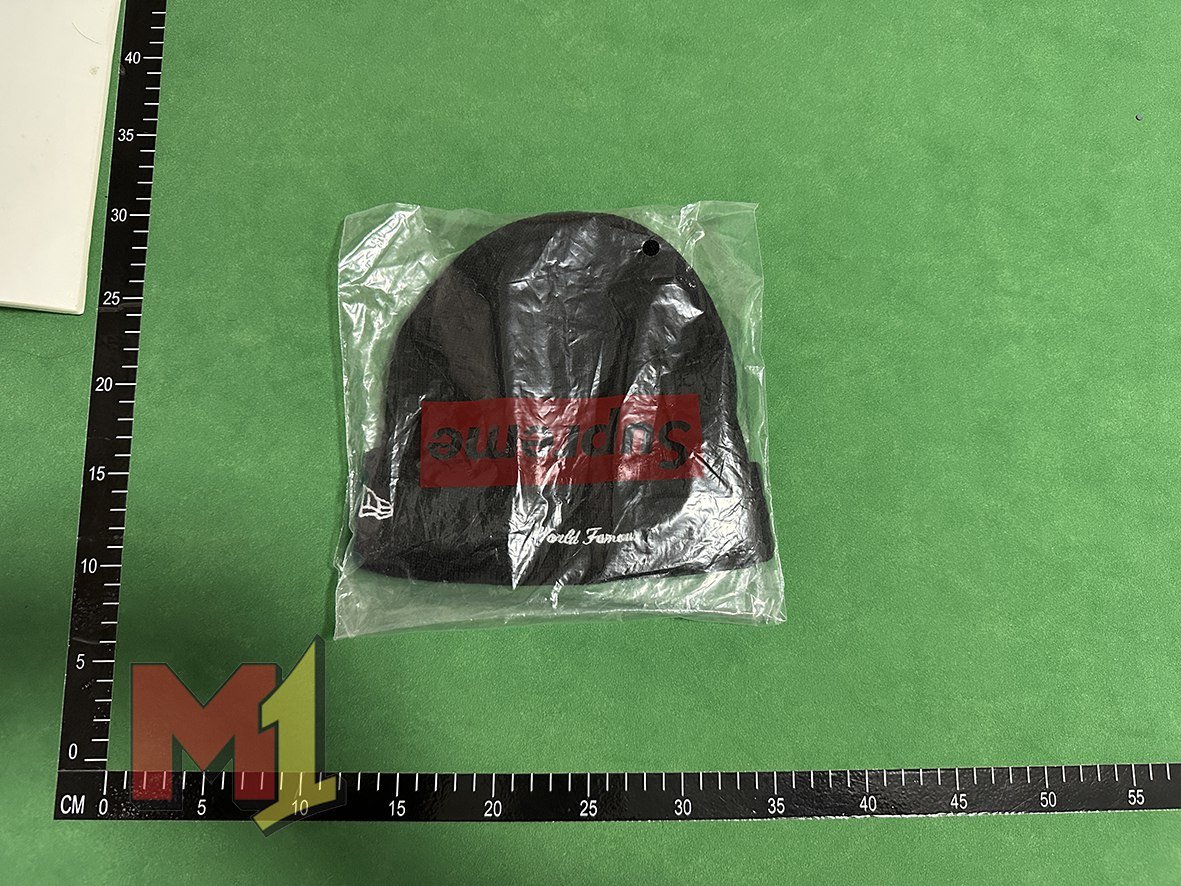 Supreme hat