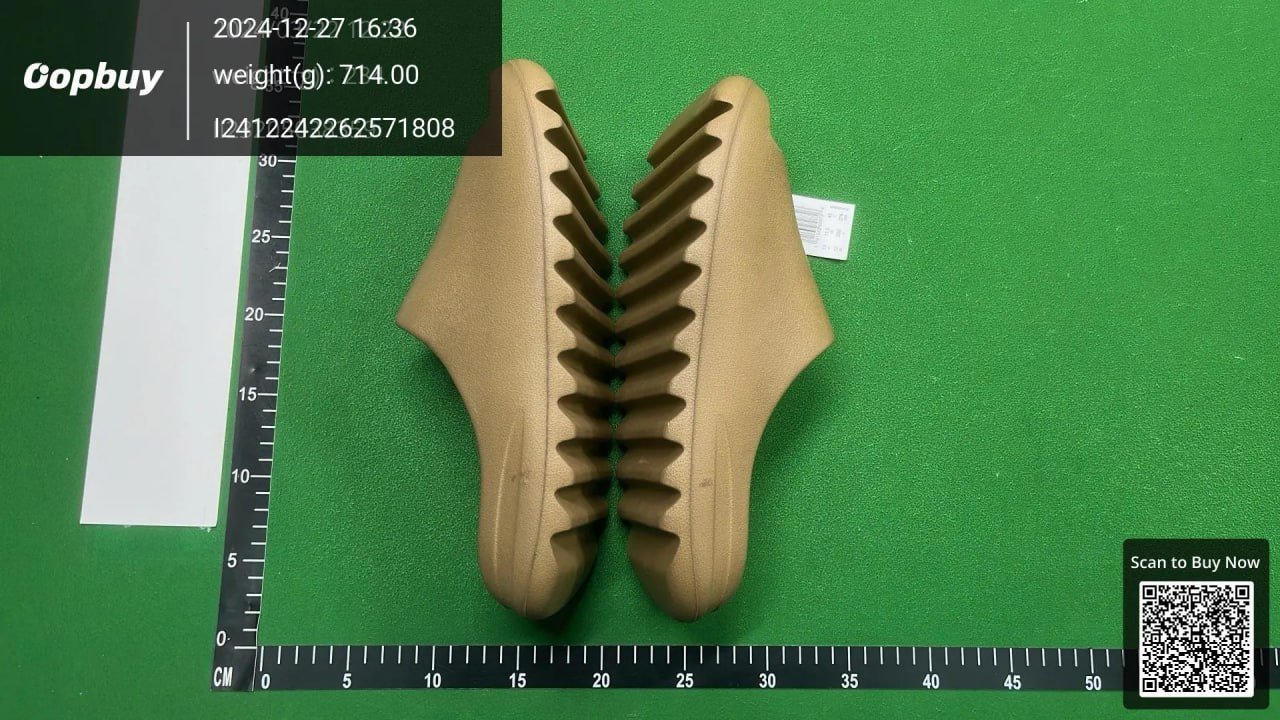 YEEZY SLIDES (5+)