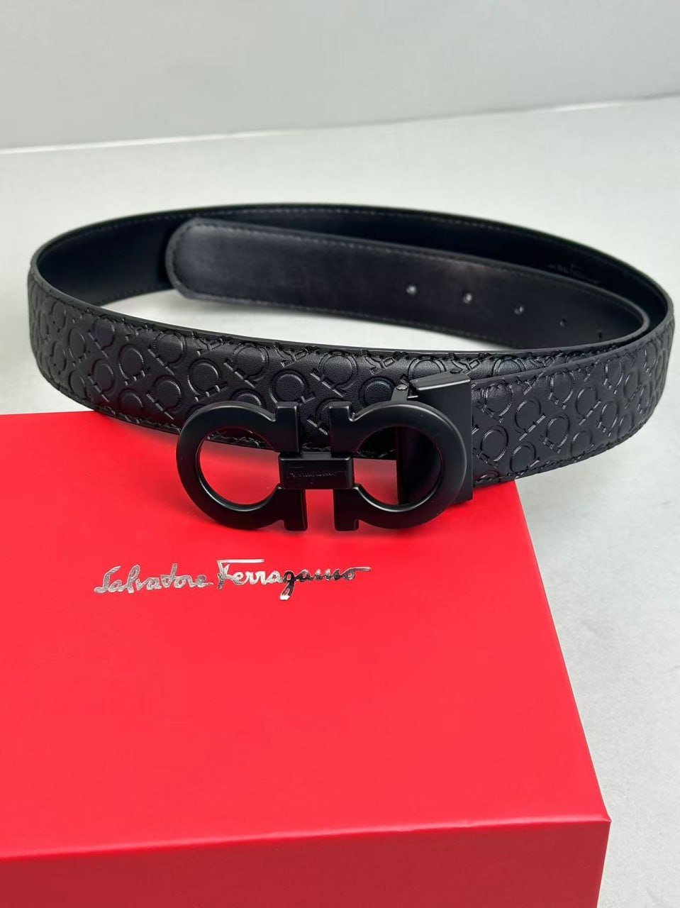 Hermes lv Ferragamo belt ( 38 + styles)
